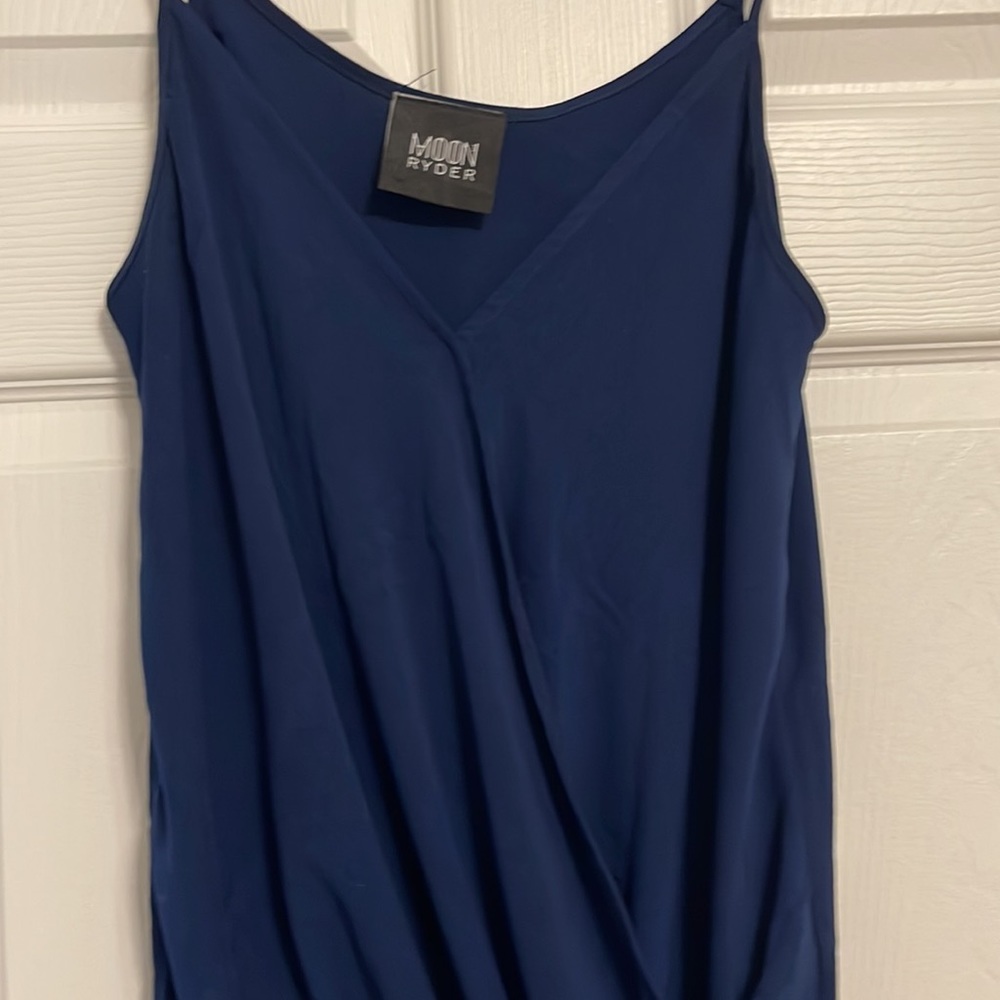 Moon Ryder Navy top. Size M